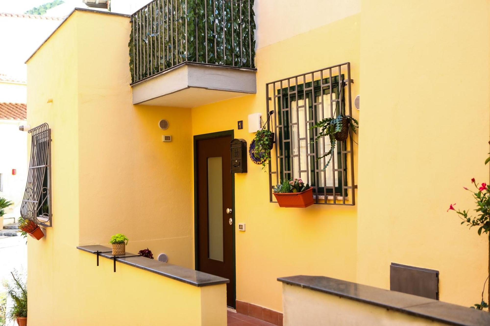 Smart House Ingresso Indipendente- Amalfi Coast Apartman Salerno Kültér fotó